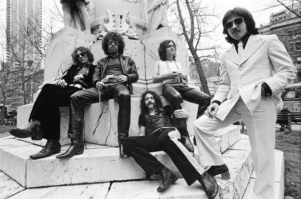 Blue Öyster Cult – Secret treaties (1974) – Un hard rock sophistiqué et mystérieux