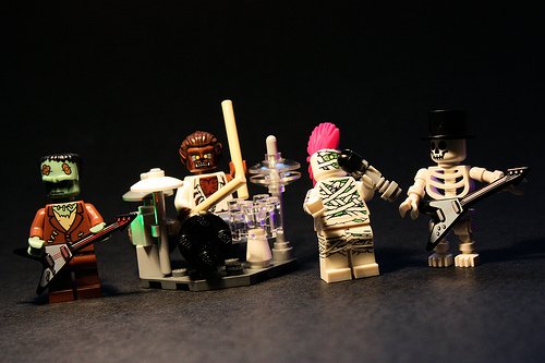 Donner un concert: musicalité, visuel, interactivité, pour un ensemble cohérent