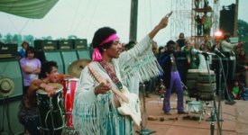 Jimi Hendrix à Woodstock - 1969 First Rays Of The New Rising Sun - Jimi Hendrix
